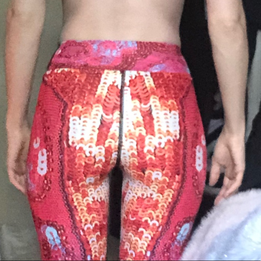 HP🎈Katy Red Sequin Print Yoga Leggings By Ventcri - Picture 11 of 11